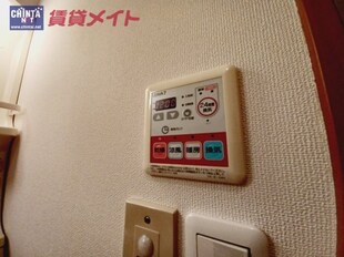 グローリアス山水Ｂ棟の物件内観写真